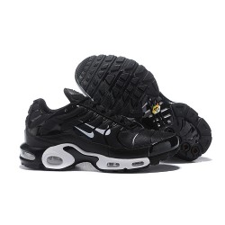 Kicksonfire Air Max Plus Tn Black and White Sneaker